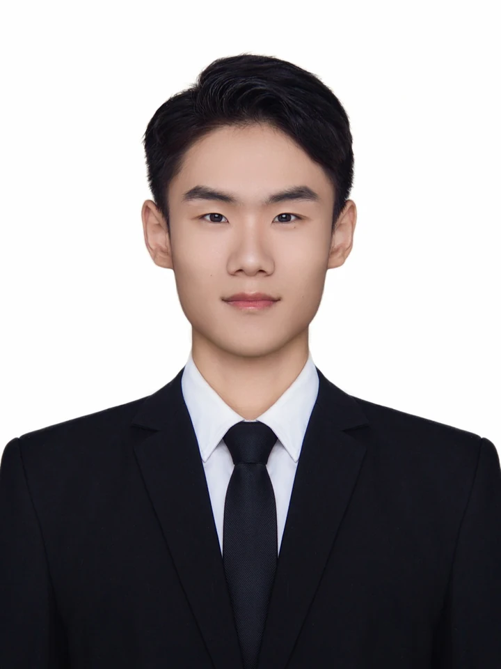 尹志勇证件照